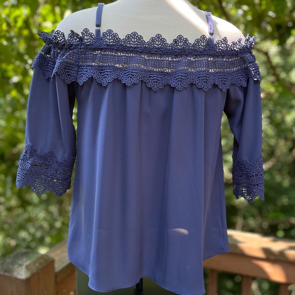 Cold Shoulder Blouse - Picture 3 of 5